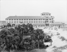Hotel Tybee, Tybee Island, Savannah, Ga., between 1900 and 1910. Creator: Unknown.