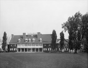 Men's building, Manheim Club, Germantown, Philadelphia, Pa., c1908. Creator: Unknown.