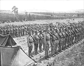 ''Le Portugal dans la guerre; Troupes portugaises d'infanterie. 1916. Creator: Unknown.