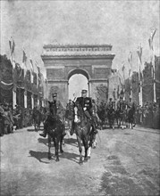 'Le jour de gloire; le 14 juillet 1919: les Marechaux Foch et Joffre en tete du defile..., 1919. Creator: Unknown.