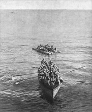 'Le torpillage du "Gallia"; canot du "Chateaurenault", charge de passagers du "Gallia"..., 1916. Creator: Unknown.