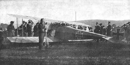 'Avions allemands sur territoire Suisse; atterrissage d'un avion allemand es Suisse..., 1916. Creator: Unknown.