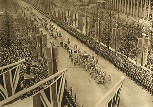 'The Coronation Procession in The Mall', 1937. Creator: Photochrom Co Ltd of London.