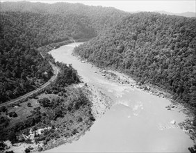 New River canyon, W. Va., from Hawk's Nest, c.between 1910 and 1920. Creator: Unknown.