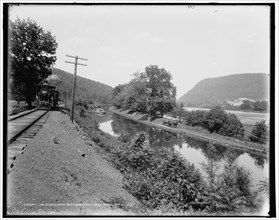 The Susquehanna River and canal near Shickshinny, Pa., between 1890 and 1901. Creator: Unknown.