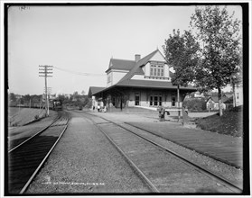 Mt. Pocono station, D.L. & W.R.R., between 1890 and 1901. Creator: Unknown.