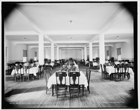 Dining room, New Arlington Hotel, Petoskey, Mich., between 1890 and 1901. Creator: Unknown.