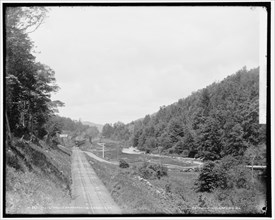 Mail train approaching Gasset's i.e. Gassetts, Vt., between 1900 and 1906. Creator: Unknown.