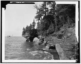 Apostle Islands, Grand Arch, between 1880 and 1898. Creator: Unknown.