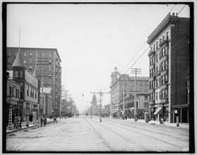 Atlantic Avenue, Atlantic City, N.J., between 1900 and 1906. Creator: Unknown.