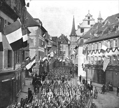 'Notre entrée a Colmar; Le defile des troupes francaises dans les rues...22 novembre 1918. Creator: Unknown.