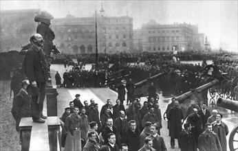'La Nouvelle Europe; pendant la treve des morts; spectacle unique a Berlin: le 29 decembre 1918. Creator: Unknown.