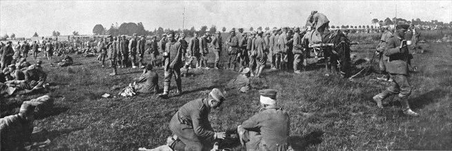 'La Bataille de la Somme; Les prisonniers allemands du secteur de Frise-Herbecourt..., 1916. Creator: Unknown.