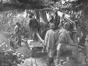 ''La Bataille de la Somme; manoeuvre d'une piece de 280', 1916. Creator: Unknown.
