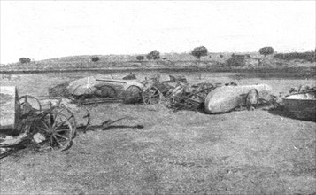 ''La rupture des lignes Bulgares; Materiel d'un pont de bateau abandonne par les..., 1918. Creator: Unknown.
