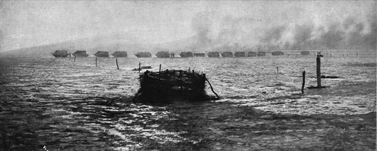 'Nos chars d'assaut; Le retour des chars, le soir du 16 avril', 1917. Creator: Unknown.