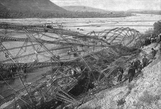 German Air Disaster; The remains of the "L-45", taken down on the banks of the Buech... 1917. Creator: Unknown.