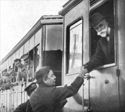 Coup d'etat in Portugal; The head of state defeated and exiled: in the station.., 1917. Creator: Unknown.