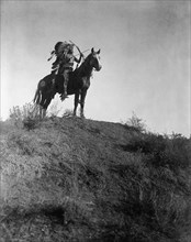 Ready for the charge-Apsaroke, c1908. Creator: Edward Sheriff Curtis.