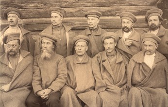 Convicts in Prison Uniform, 1906-1911. Creator: Isaiah Aronovich Shinkman.