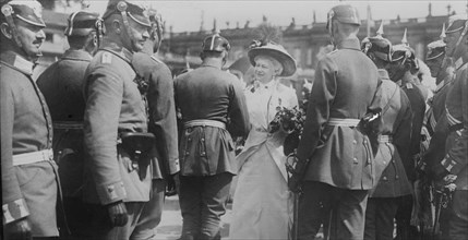 Kaiserin gives roses to departing officers, between 1914 and c1915. Creator: Bain News Service.