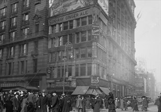 Million Dollar Corner, 34th and Broadway, between c1910 and c1915. Creator: Bain News Service.