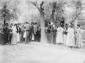 Studying botany, Tuskegee, between c1910 and c1915. Creator: Bain News Service.