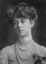 Baroness de Forest, 1910. Creator: Bain News Service.