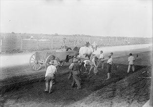 Working on motor speedway, 1910. Creator: Bain News Service.