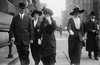 Mrs. [Alva] Belmont at gunmen's trial, 1912. Creator: Bain News Service.