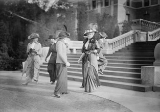 Miriam Harriman and Mrs. J.W. Harriman, between c1910 and c1915. Creator: Bain News Service.