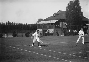 Rice [and] Doust [tennis], 1913. Creator: Bain News Service.