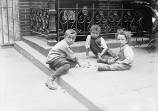 East Side Children, between c1910 and c1915. Creator: Bain News Service.