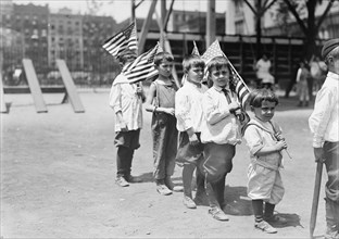 N.Y. Playground, between c1910 and c1915. Creator: Bain News Service.