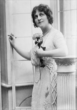 Virginia Schaeffer, between c1910 and c1915. Creator: Bain News Service.