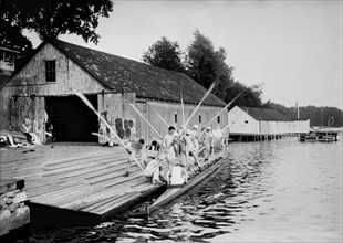 Yale Freshman 8, between c1910 and c1915. Creator: Bain News Service.