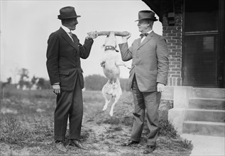 Fred Schnell [and] Ardolph Kline, between c1910 and c1915. Creator: Bain News Service.