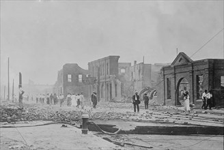 Hot Springs (Ark.), fire Sept, 1913 - wreck of gas plant, 1913. Creator: Bain News Service.