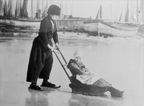 In Holland, 1914. Creator: Bain News Service.