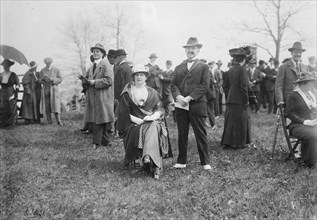 J.E. Aldred & wife, 1914. Creator: Bain News Service.