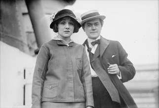 Laurette Taylor and Hartley Manners, between c1910 and c1915. Creator: Bain News Service.