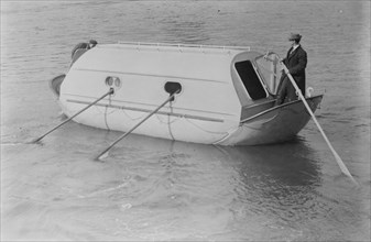 Lundin Life Boat, between c1910 and c1915. Creator: Bain News Service.
