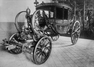 Pope's carriage, between c1910 and c1915. Creator: Bain News Service.