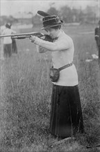 Harriet Hammond - Pres. Nemours Gun Club, between c1910 and c1915. Creator: Bain News Service.