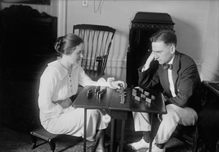 Elliott Shaw & wife, between c1915 and c1920. Creator: Bain News Service.