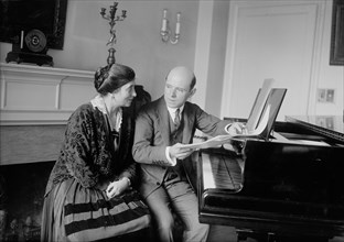 Pablo Casals & wife, between c1915 and c1920. Creator: Bain News Service.