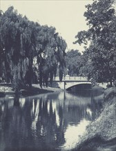 The river Avon, Christchurch, N.Z. From the album: Camera Pictures of New Zealand, 1920s. Creator: Harry Moult.