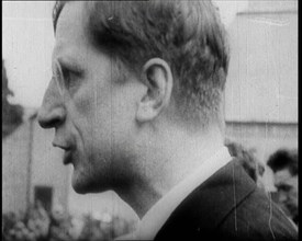 Eamon De Valera Giving an Impassioned Speech to Crowds in the Irish Free State, 1922. Creator: British Pathe Ltd.