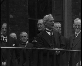 Ramsay MacDonald's Labour Government Gathering on a Balcony, 1929. Creator: British Pathe Ltd.