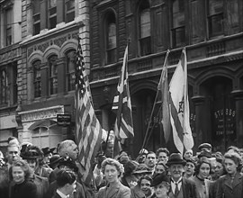 British Civilians Watching American Troops March Through London, 1942. Creator: British Pathe Ltd.